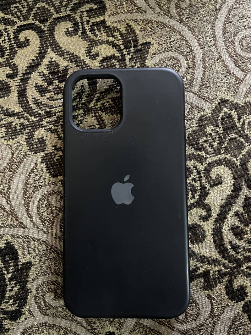 Apple iPhone 12 7