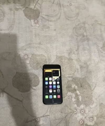 Apple iPhone SE factory unlock 10/9