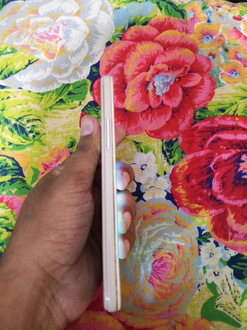 OPPO A57 3