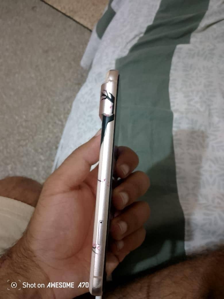 Google Pixel 8 2
