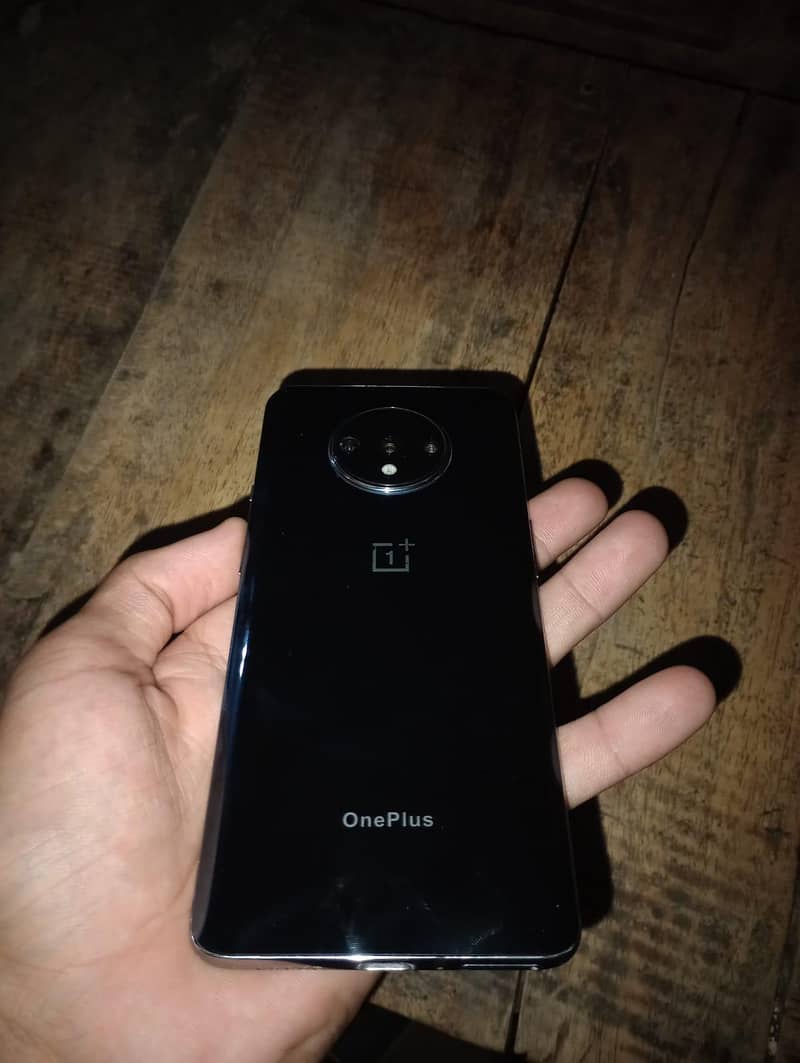One Plus 7T 1