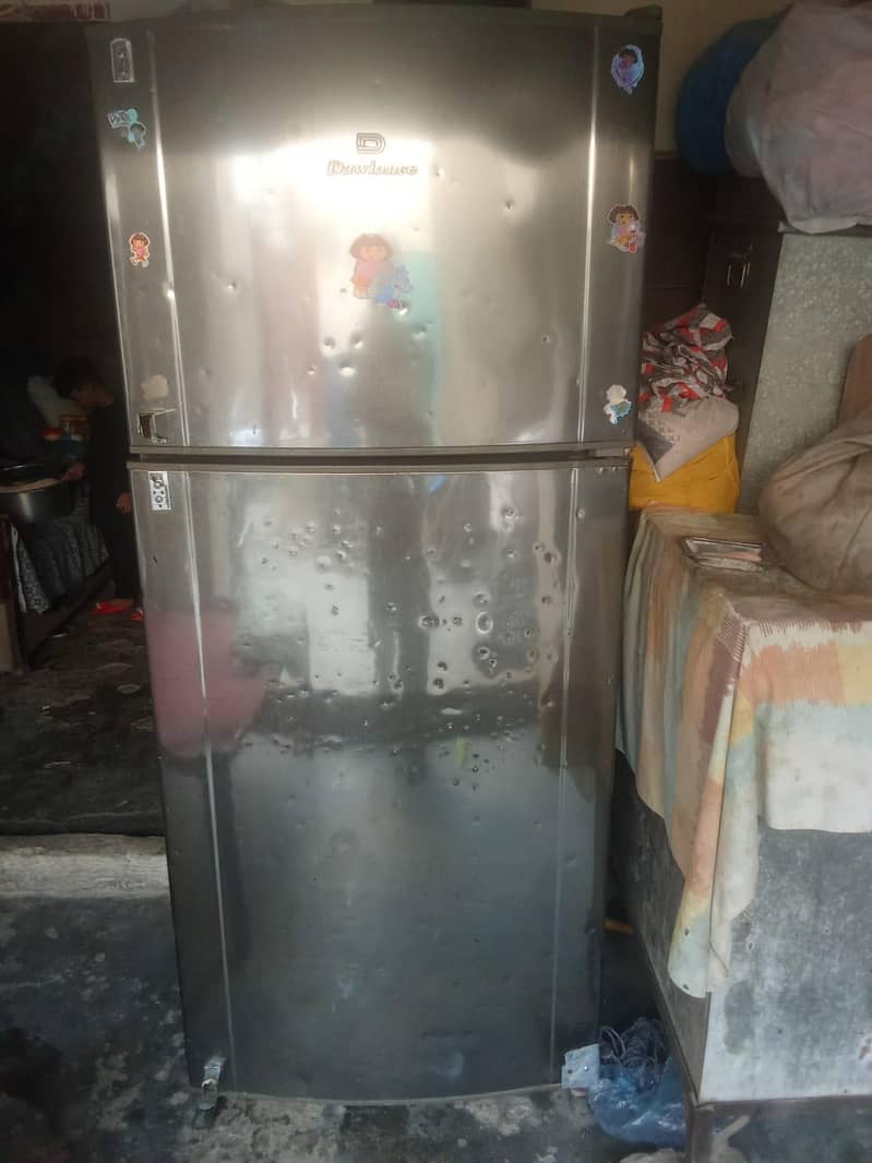 Refrigerator 0