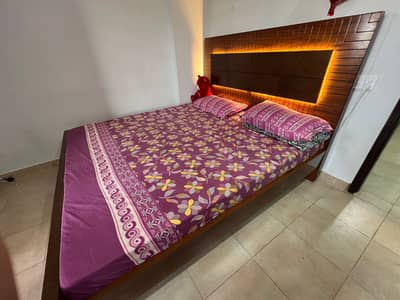 BEDROOM SET