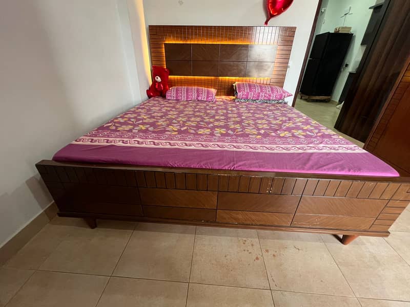 BEDROOM SET 4