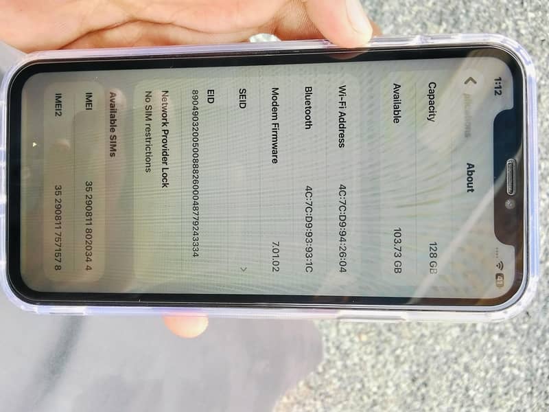 Apple iPhone 11 4