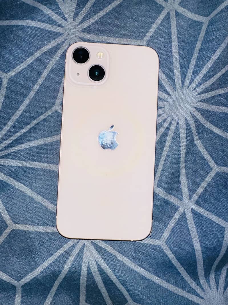Apple iPhone 13 0