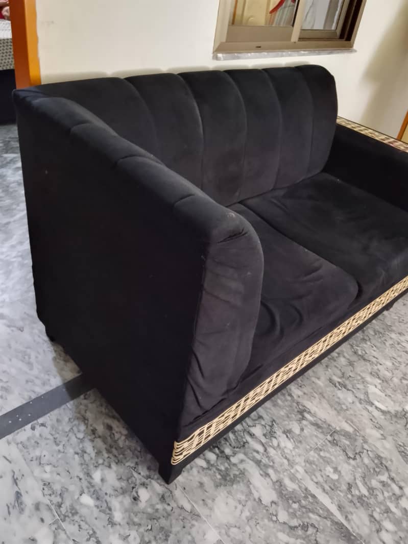 L shape Black Color sofas 5 seter 2
