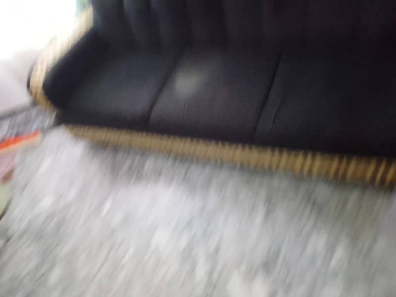 L shape Black Color sofas 5 seter 6