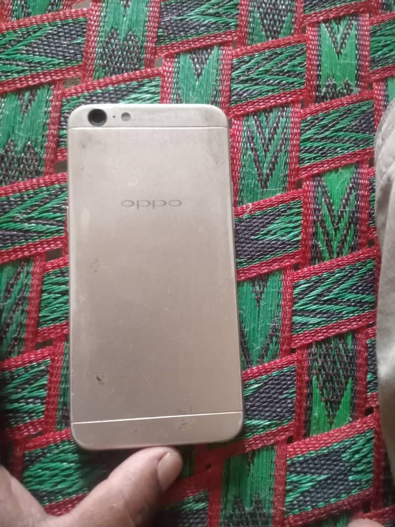 OPPO A57 1