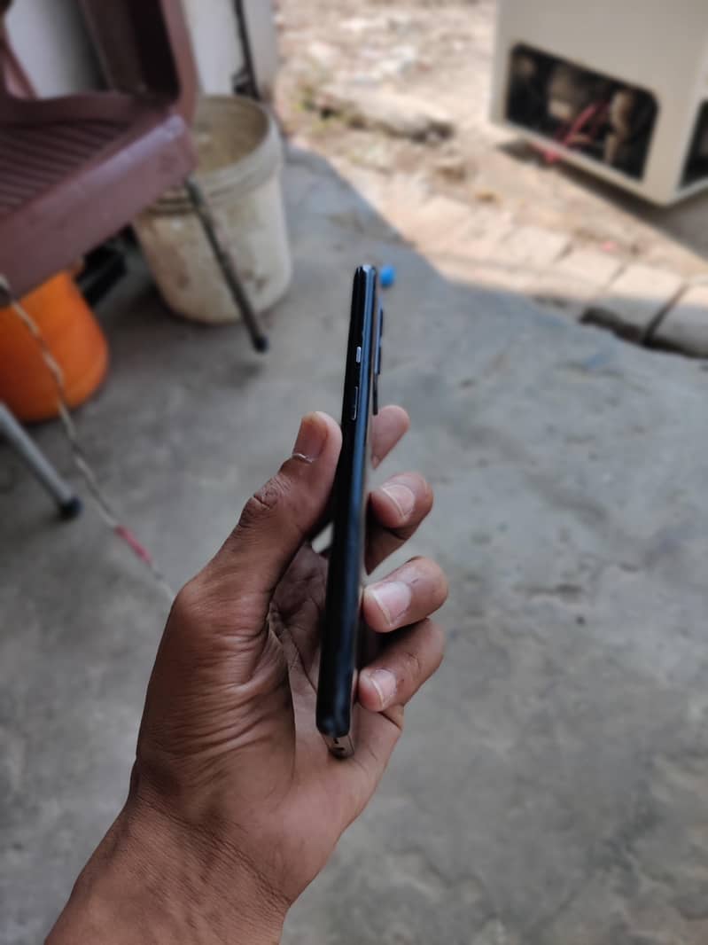 One Plus 9 4