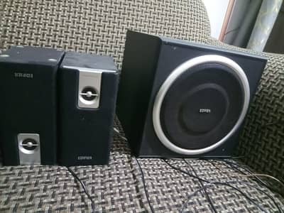 EDIFIER SPEAKERS IN BEST CONDITION