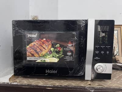 Microwave Oven with Grill combination