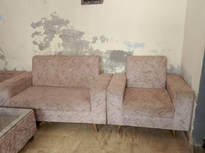 7 Seater sofa set and center table for sale
