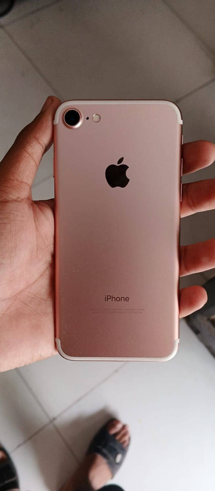 Apple iPhone 7 0