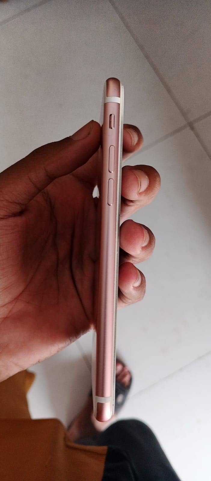 Apple iPhone 7 4
