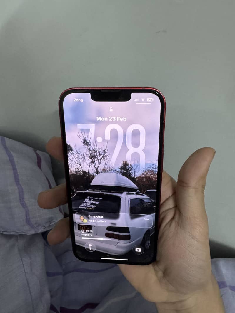 Apple iPhone 13 1