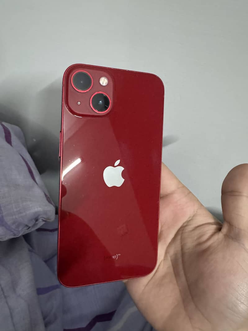 Apple iPhone 13 2