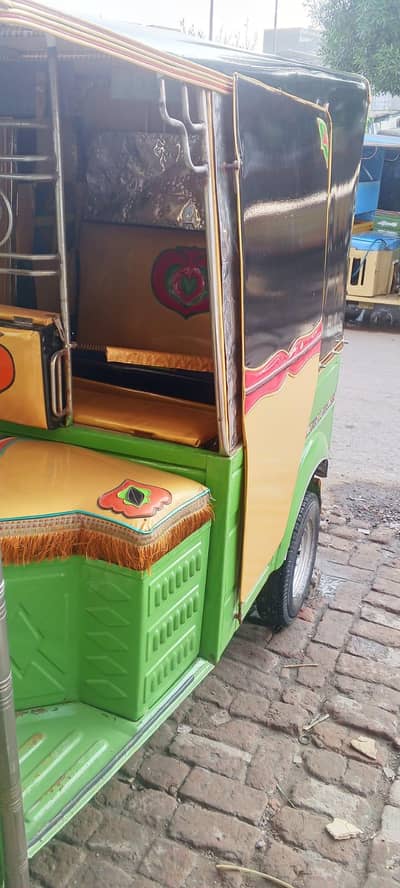 Auto rickshaw