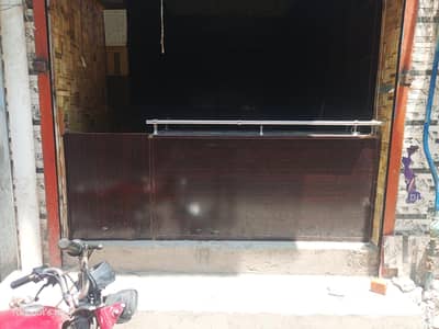 Shop Counter, Racks, Daal waly dabby