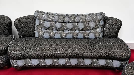 5 Seater Sofa Set | Original Foam & Fabric | Excellent Condition
