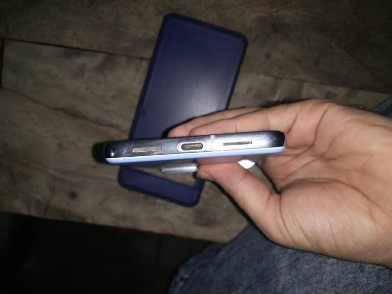 Google Pixel 8 Pro 4
