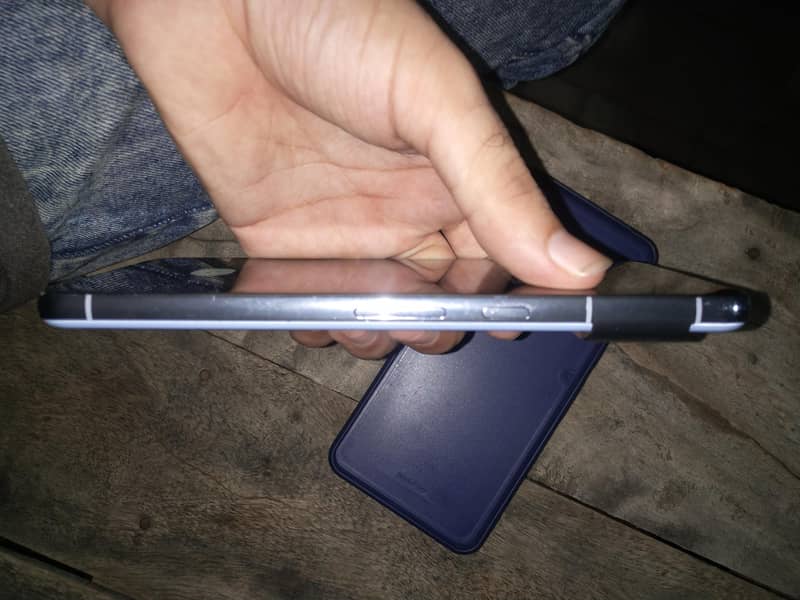 Google Pixel 8 Pro 6