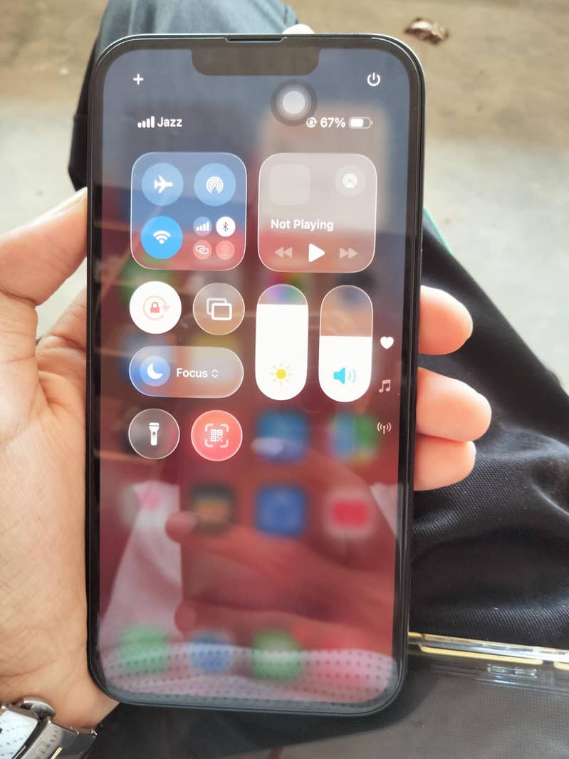 Apple iPhone 13 1