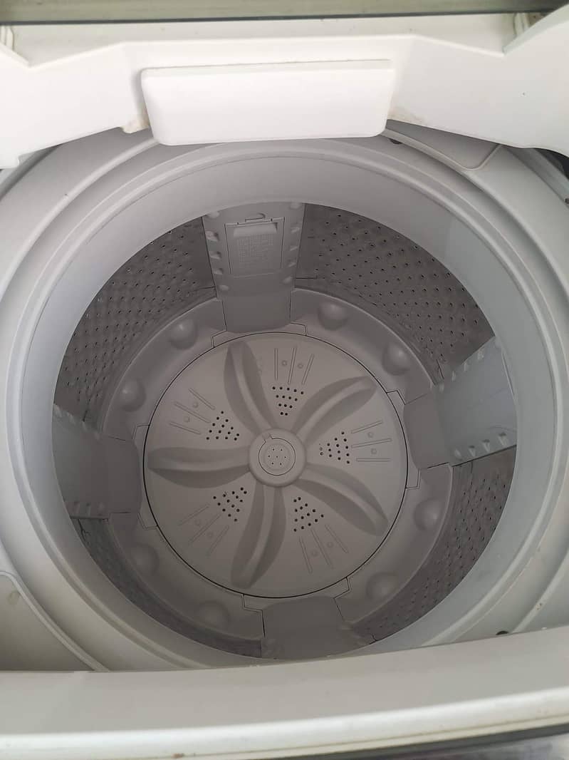 Automatic washing machine 1