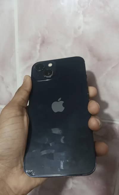 Apple iPhone 13