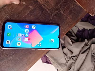 Tecno Spark 8C