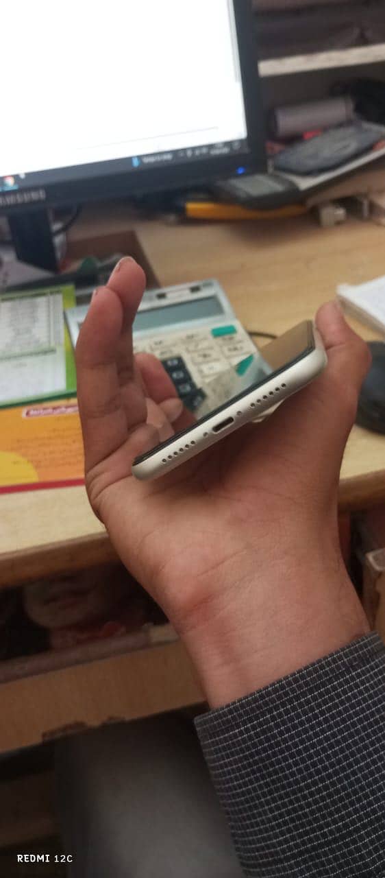 Apple iPhone 11 2