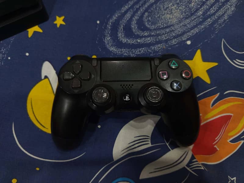 PS4 PRO 2TB 3
