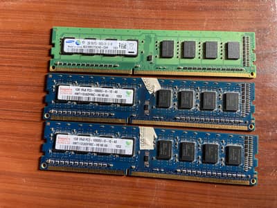 DDR3 RAM Lot (4GB Total), 1x 2GB Samsung and 2x 1GB Hynix 1333MHz
