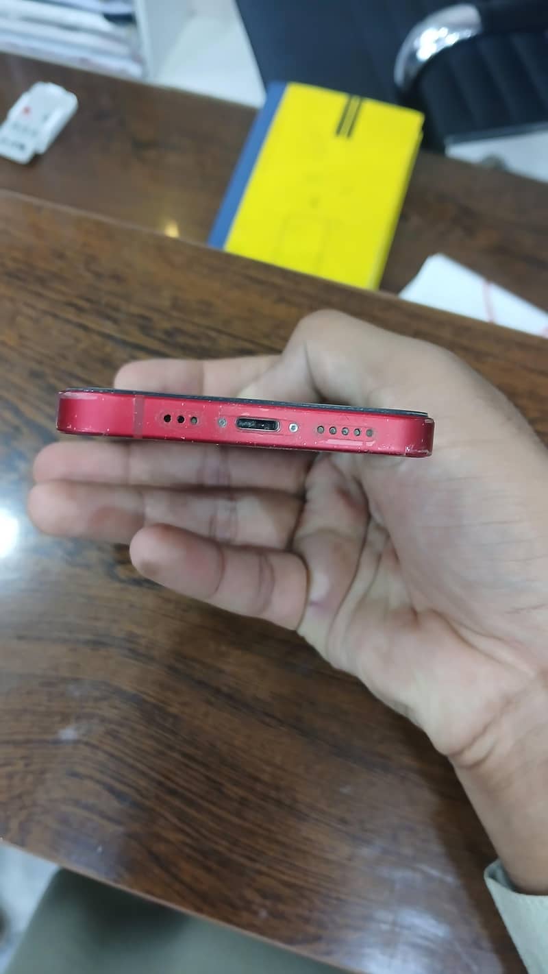 Apple iPhone 13 3