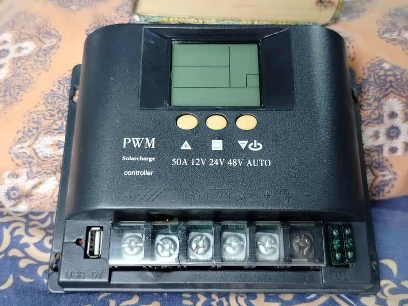 Solar Charging Controller 2
