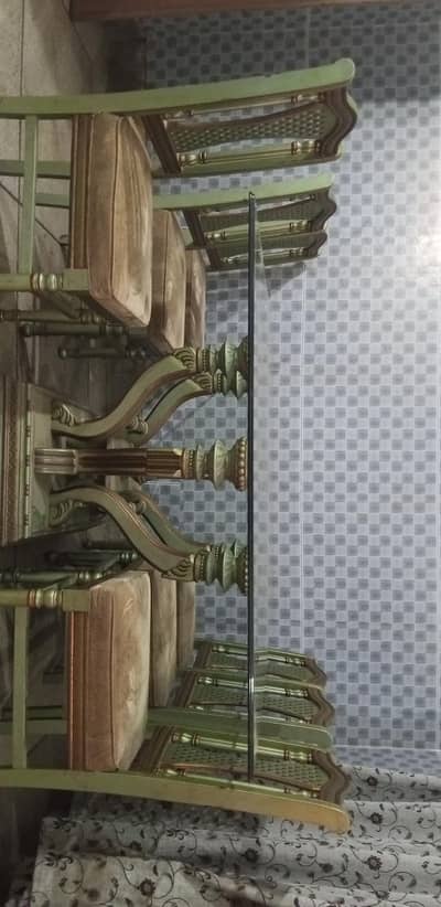 SECOND HAND DINING TABLE FOR SALE