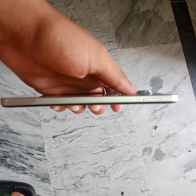 Infinix Hot 60i