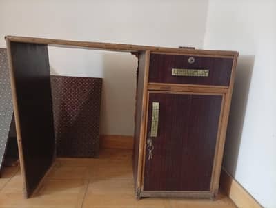 computer study table with lockers drawers