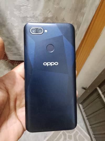 OPPO A12