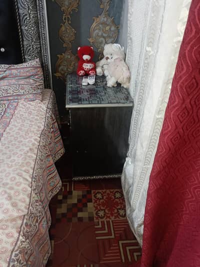 bed dressing side tables
