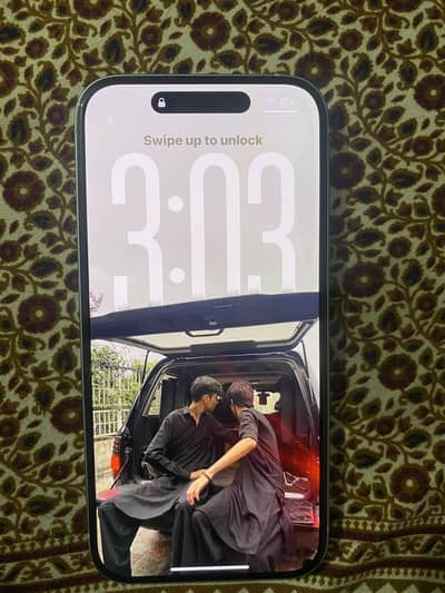 Apple iPhone 15