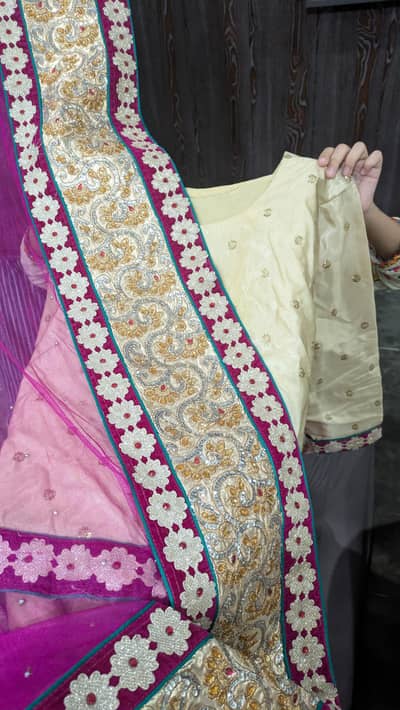 Bridal Mehndi Lehnga