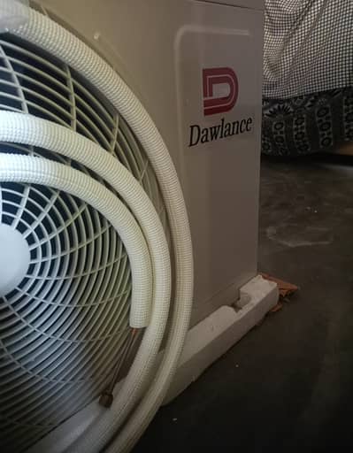 Dawlance 1.5 Ton Inverter Air Conditioner