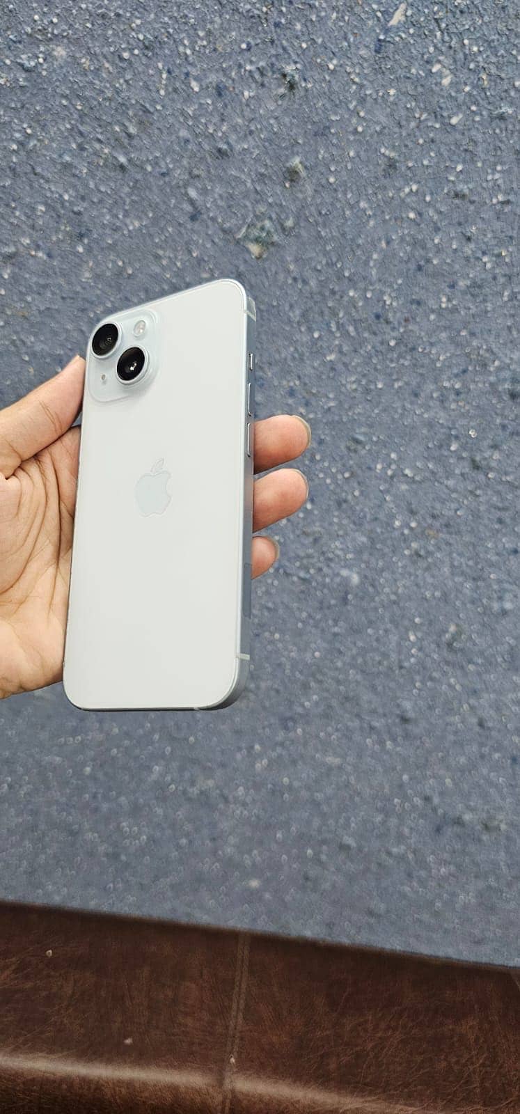 Apple iPhone 15 3