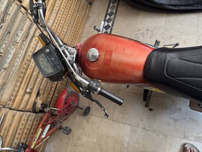 Honda CD70 used