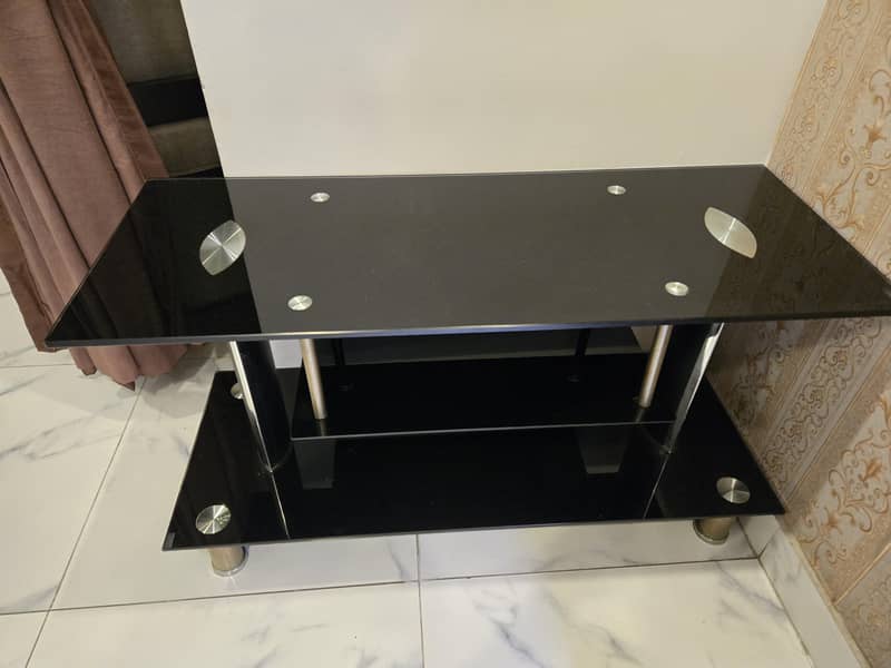 TV table 1