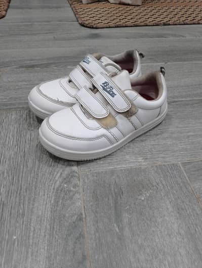 kids bata shoes