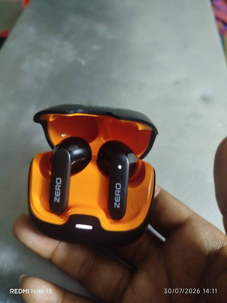 Zero Wave Pro Earbuds 5