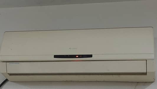 1.5 Ton Gree AC