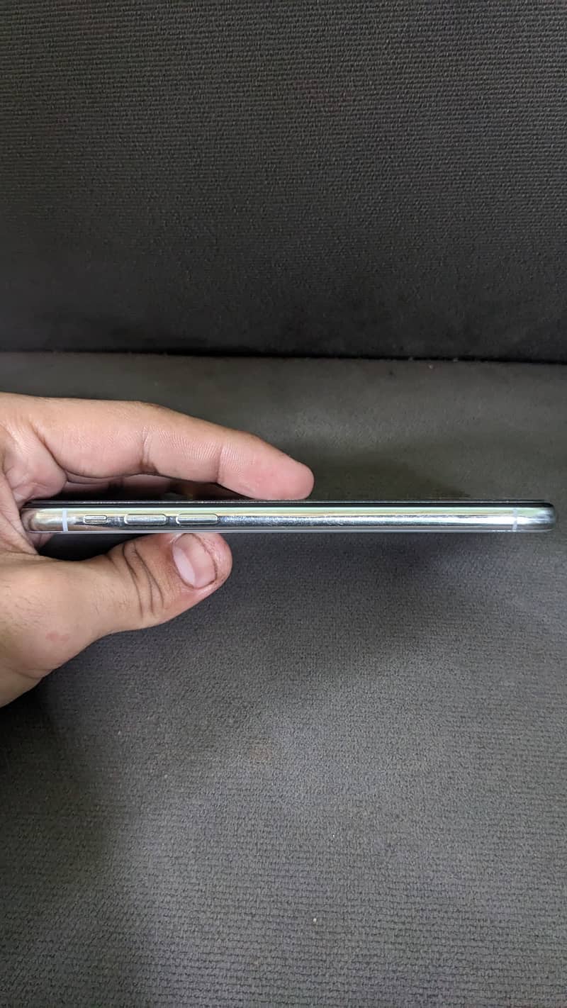 Apple iPhone X 2